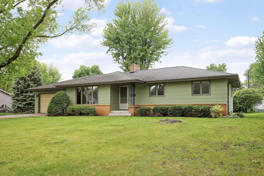 1044 Scott Street S, Shakopee, MN 55379 - #3