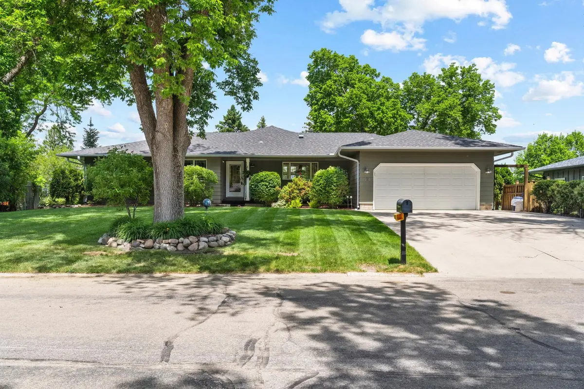 1904 16th Street Nw, Faribault, MN 55021 - #1