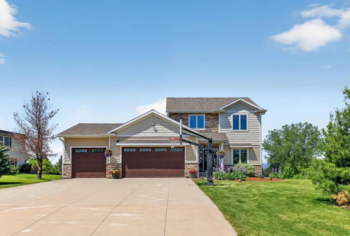 217 Skyline Drive, Wabasha, MN 55981 - #1