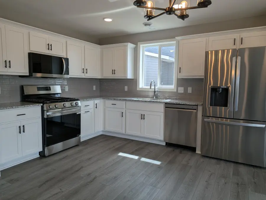 2711 Ivan Avenue Ne, Saint Michael, MN 55376 - #2
