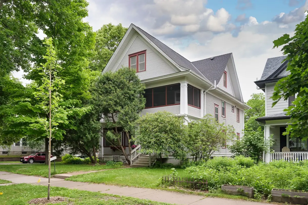 1854 Laurel Avenue, Saint Paul, MN 55104 - #1