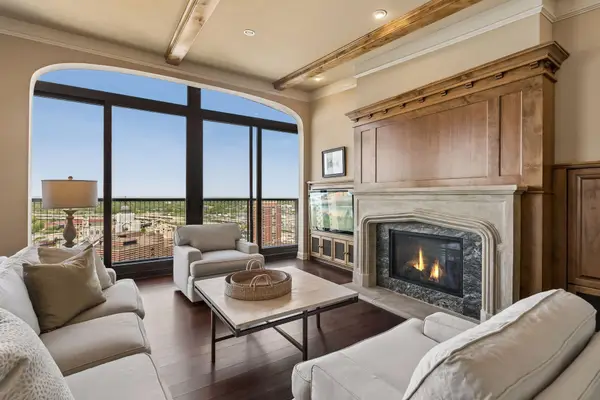 1201 Yale Place #2303, Minneapolis, MN 55403