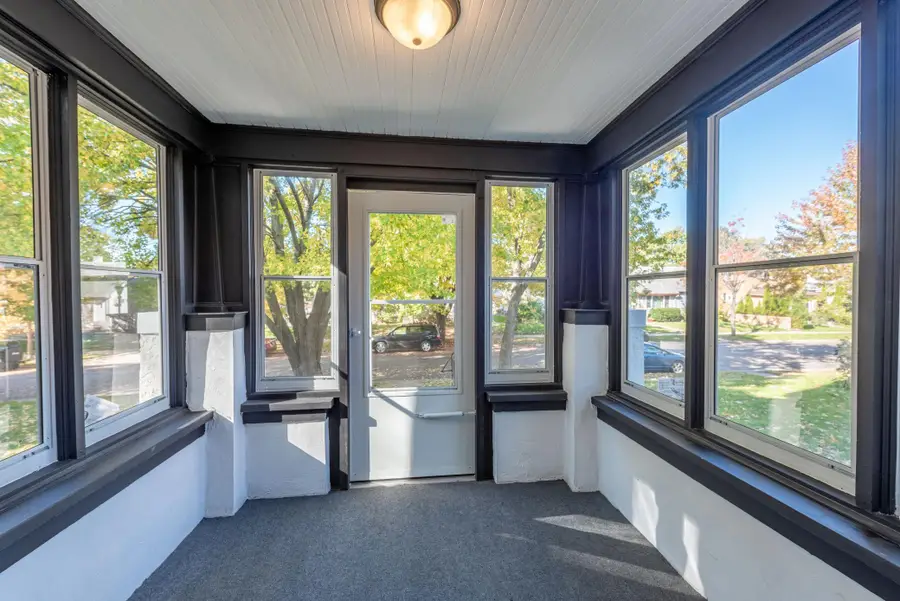 468 Warwick Street, Saint Paul, MN 55105 - #2
