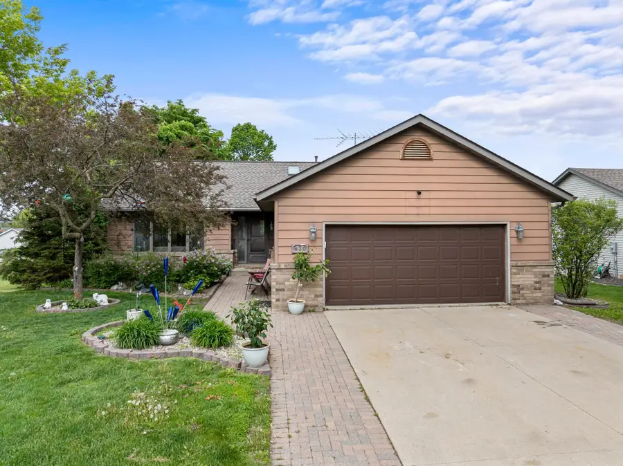 430 2nd Street Se, Plainview, MN 55964 - #2