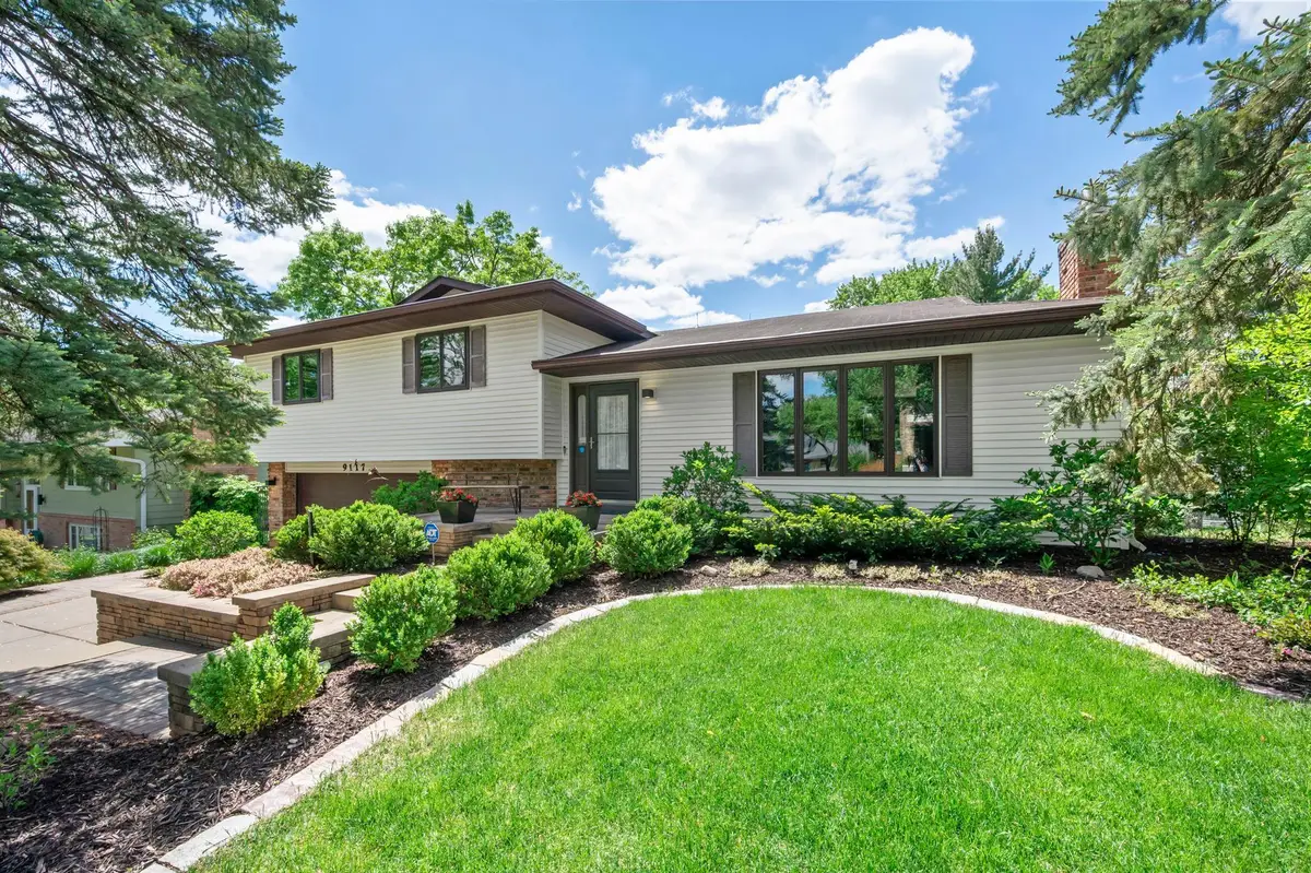 9117 34 1/2 Avenue N, New Hope, MN 55427 - #1