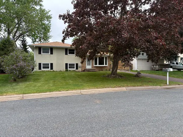 2539 Cowern Place E, North Saint Paul, MN 55109