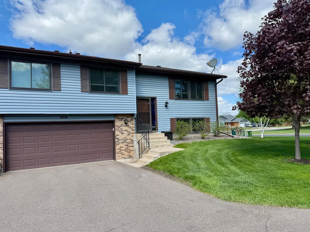 1014 122nd Avenue Ne, Blaine, MN 55434 - #1