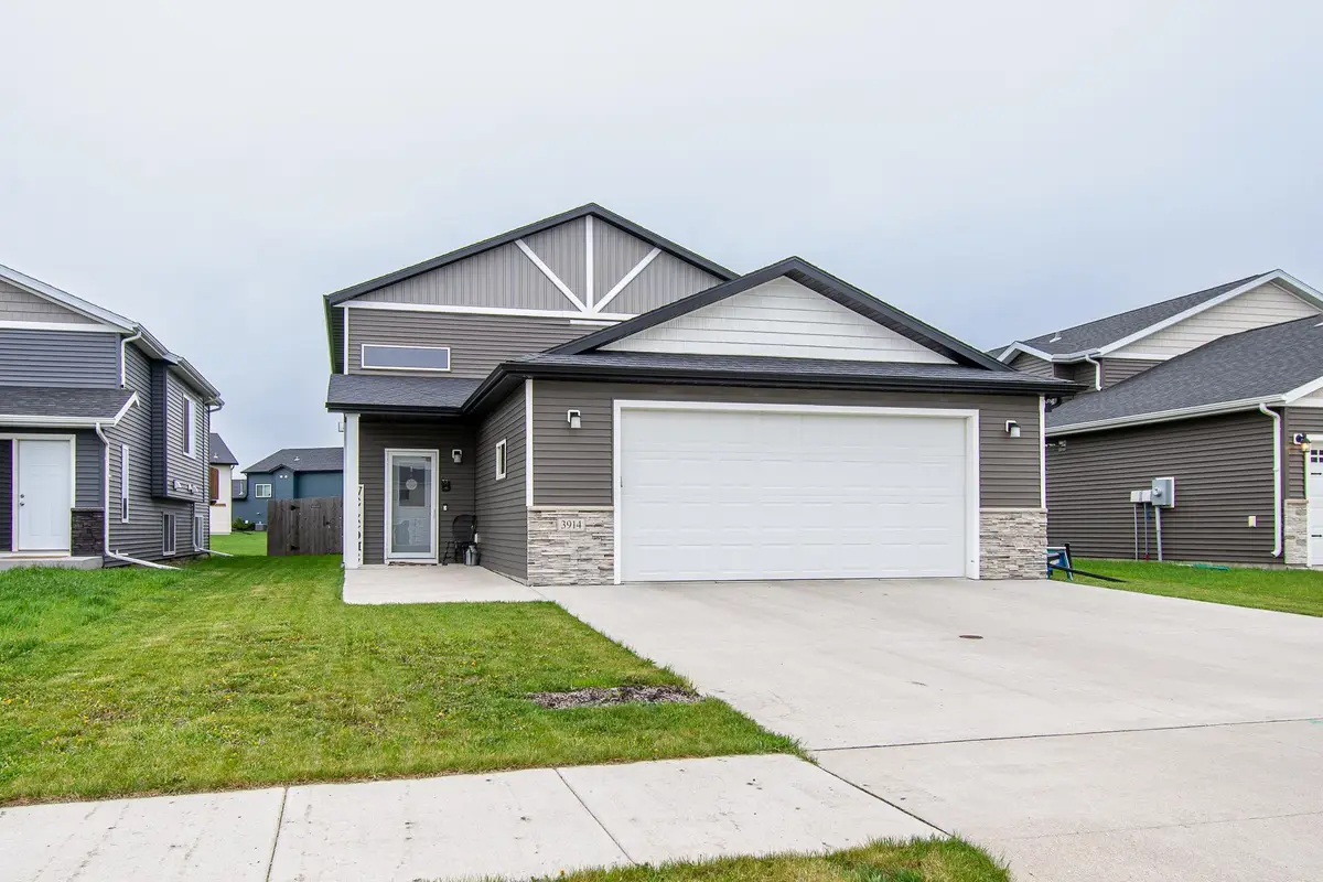 3914 31st Street S, Moorhead, MN 56560 - #1