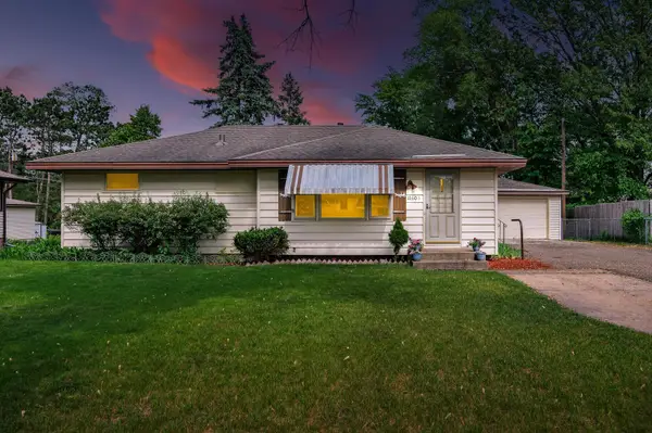 11605 Gladiola Street Nw, Coon Rapids, MN 55433