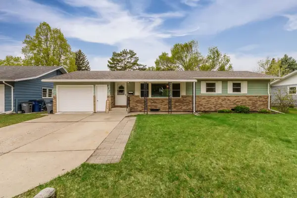 533 Maple Lane, Moorhead, MN 56560