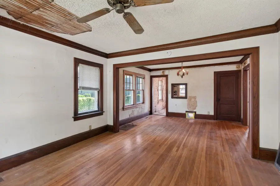 4415 Queen Avenue N, Minneapolis, MN 55412 - #2