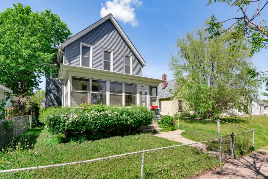 53 Geranium Avenue E, Saint Paul, MN 55117 - #2
