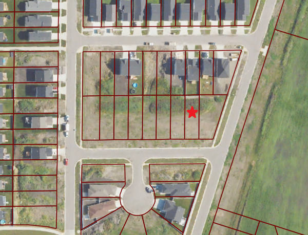 6723 68th Avenue S, Horace, ND 58047