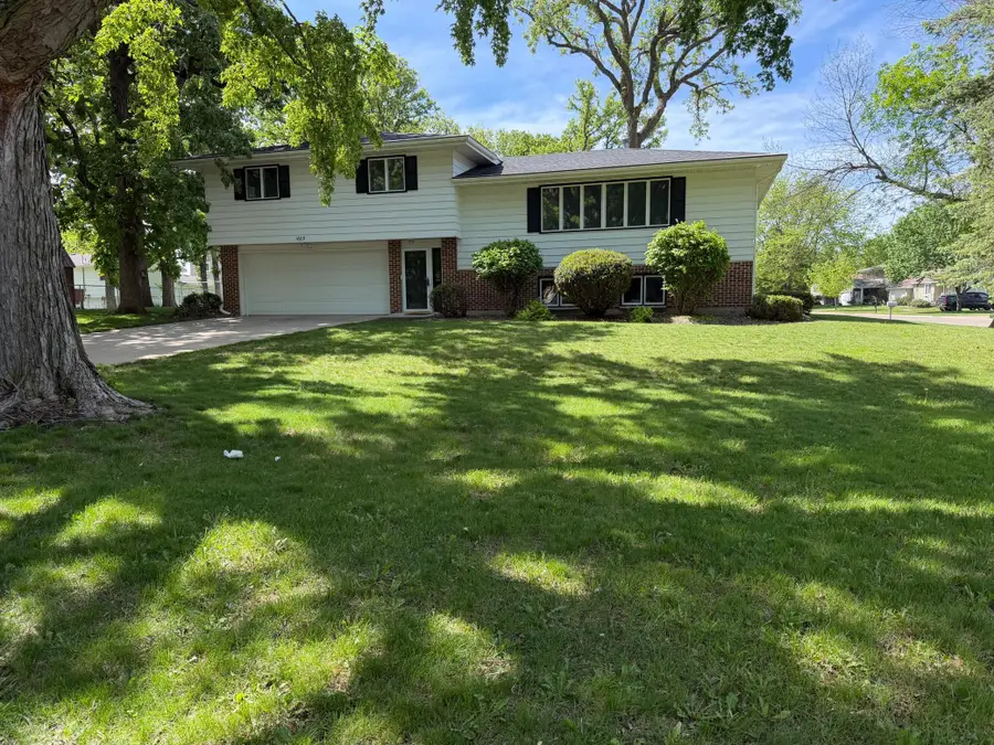 1609 Gateway Drive, Albert Lea, MN 56007 - #2