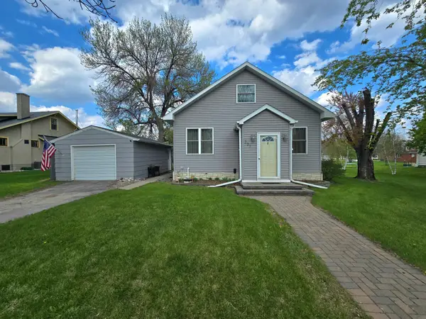 337 2nd Avenue E, Halstad, MN 56548