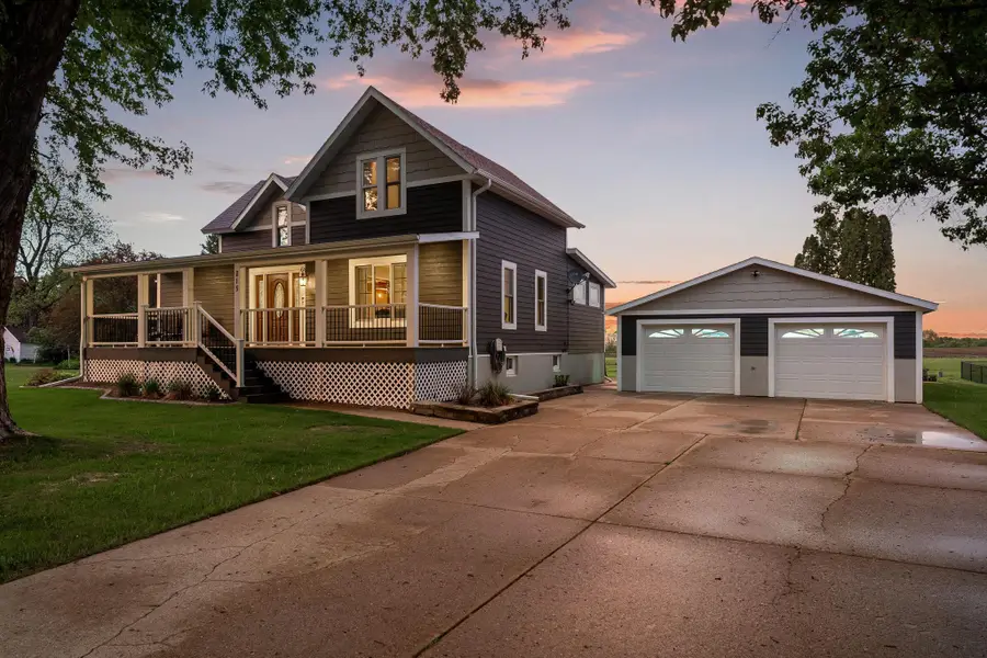 215 5th Avenue Ne, Blooming Prairie, MN 55917 - #3