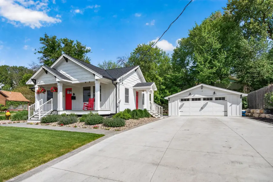 822 Laurel Street W, Stillwater, MN 55082 - #2