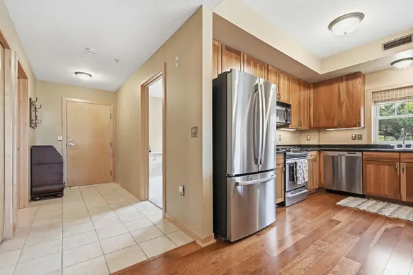 2201 Village Lane #A204, Minneapolis, MN 55431
