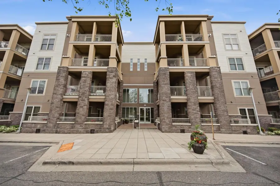 2201 Village Lane #A204, Bloomington, MN 55431 - #2