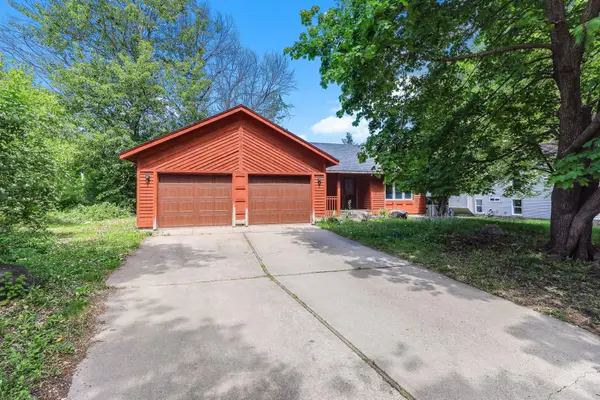 2219 Vivian Lane, Saint Paul, MN 55119