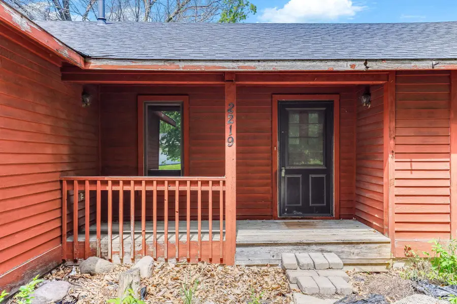 2219 Vivian Lane, Saint Paul, MN 55119 - #2