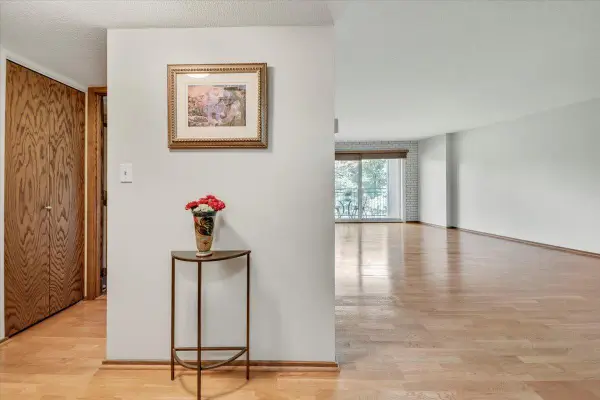 210 W Grant Street #210, Minneapolis, MN 55403