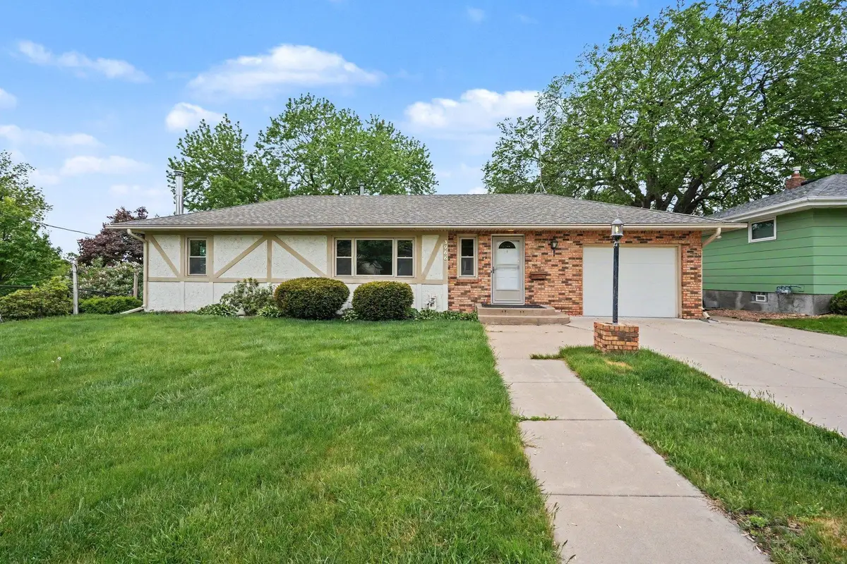 3966 Quincy Street Ne, Minneapolis, MN 55421 - #1