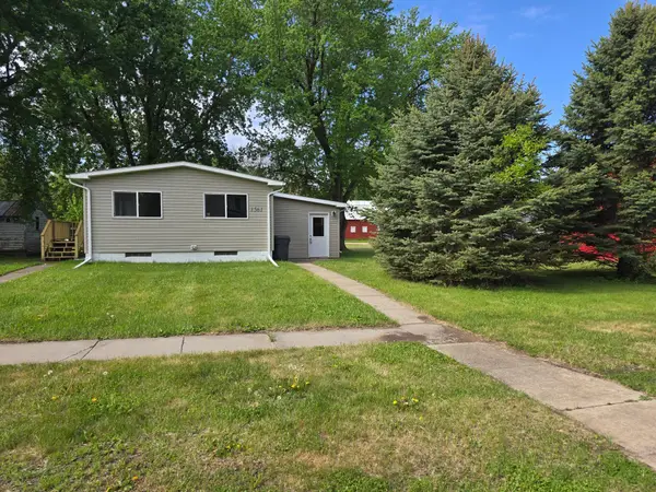 1561 Broadway Street, Bigelow, MN 56117