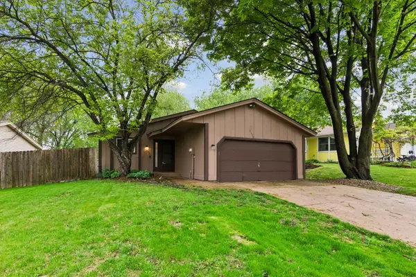 8450 Hiawatha Avenue, Eden Prairie, MN 55347