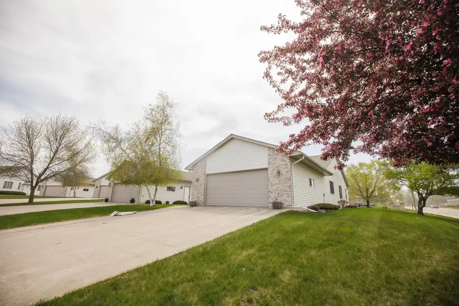 2 Line Drive, Morris, MN 56267 - #3