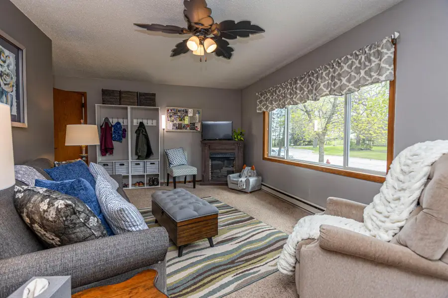 1003 High Street, Alexandria, MN 56308 - #3