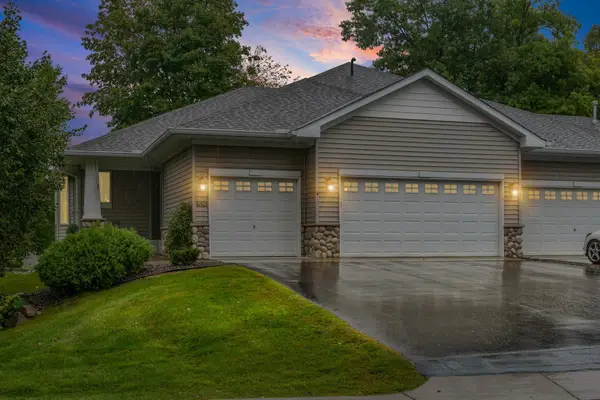 9250 Blackoaks Lane N, Maple Grove, MN 55311