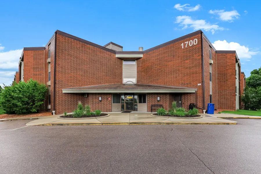 1700 Four Oaks Road #331, Eagan, MN 55121 - #3
