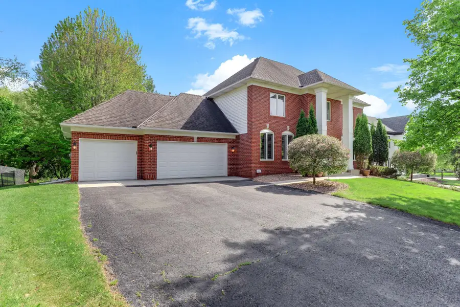 2361 Stone Creek Drive, Chanhassen, MN 55317 - #2