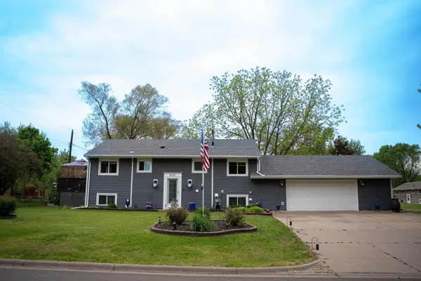 2101 Laramie Trail, Brooklyn Park, MN 55444