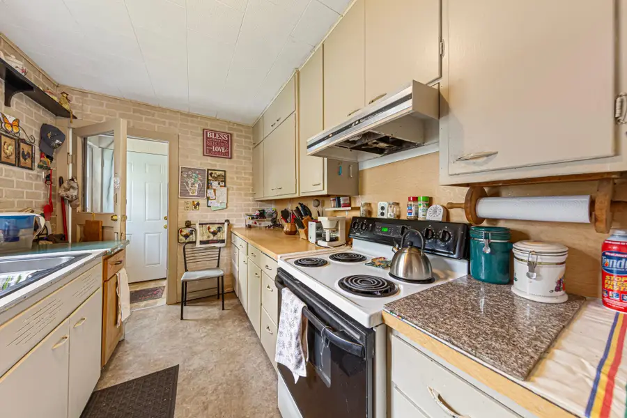 234 River Street, Jackson, MN 56143 - #2