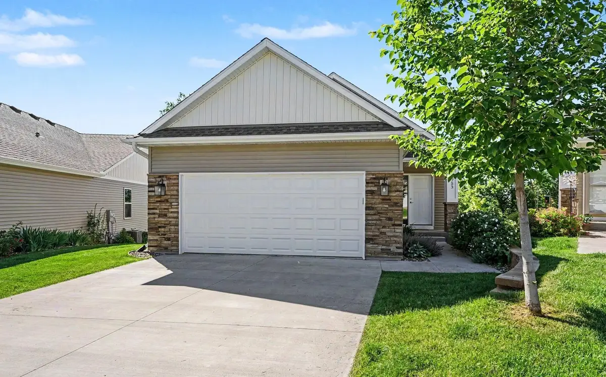 2753 Ridgeview Lane, Red Wing, MN 55066 - #1