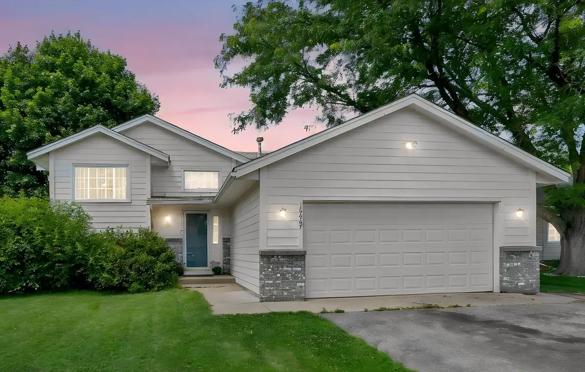 16467 Godson Drive, Lakeville, MN 55044 - #1