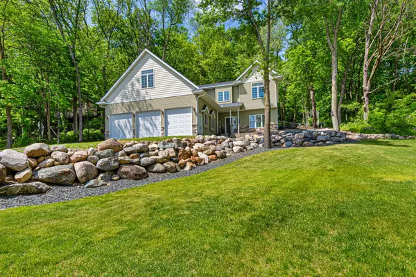 2119 199th Street W, Faribault, MN 55021