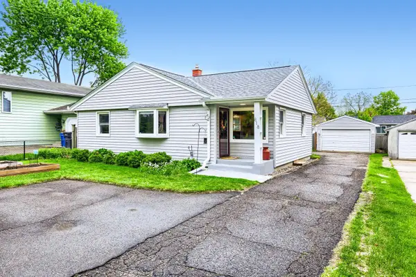 818 Larpenteur Avenue W, Saint Paul, MN 55113