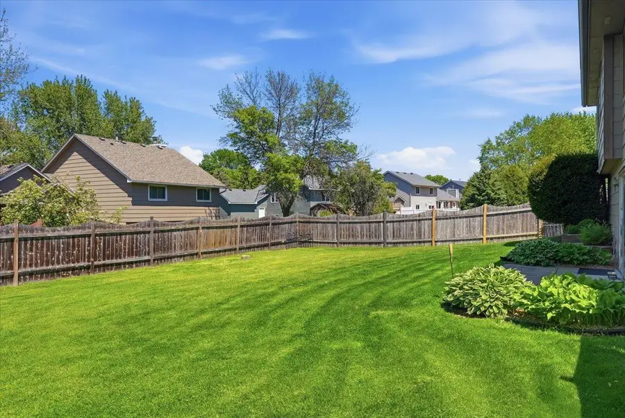 7860 Upper 17th Street N, Oakdale, MN 55128 - #2