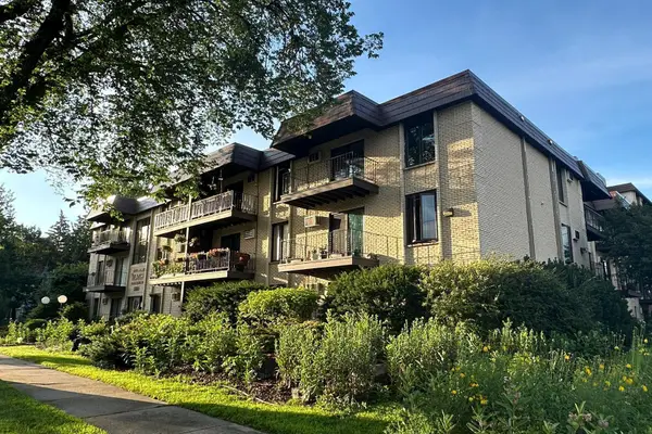 2809 E Minnehaha Parkway #304, Minneapolis, MN 55417