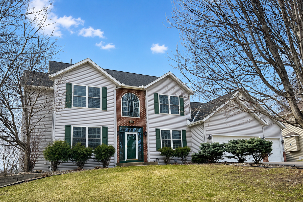 2888 Eagle Valley Drive, Woodbury, MN 55129 - #1