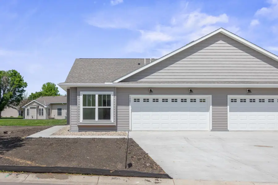 1021 Golf Course Road Nw, Hutchinson, MN 55350 - #3