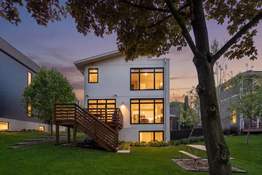 292 Vincent Avenue N, Minneapolis, MN 55405 - #3