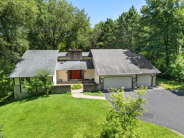 1070 Mcknight Road S, Maplewood, MN 55119
