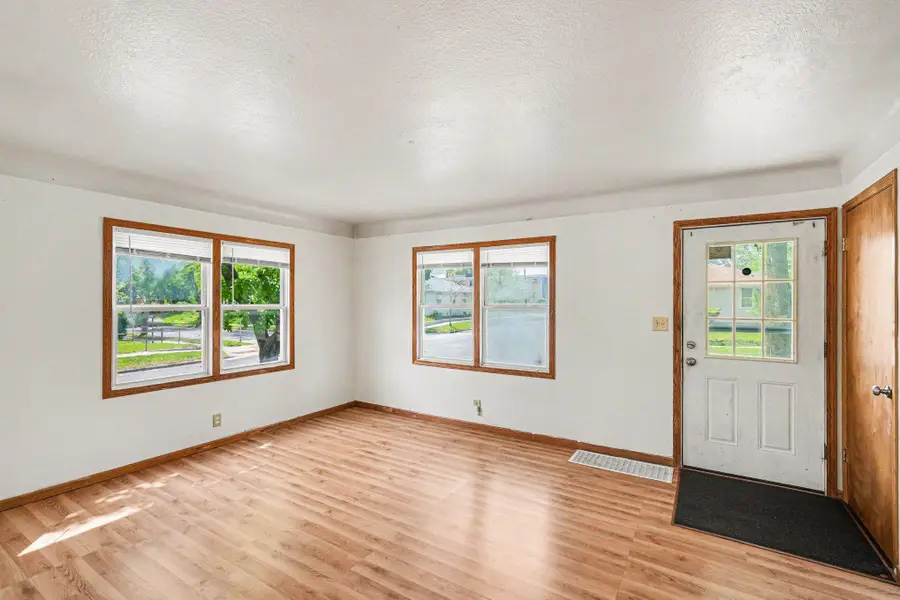 1175 Cook Avenue E, Saint Paul, MN 55106 - #2