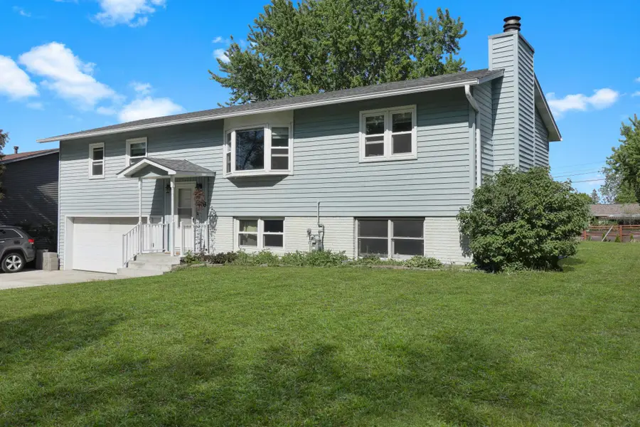 408 6th Avenue Nw, Dodge Center, MN 55927 - #3