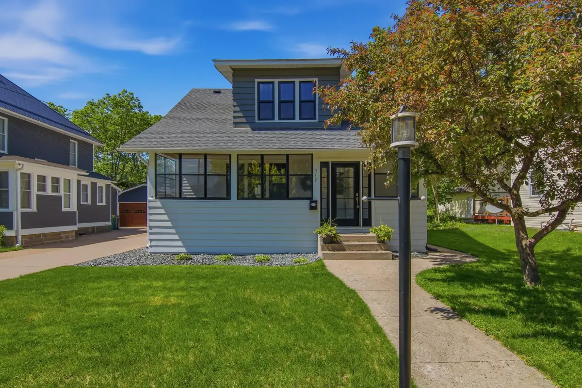 512 Jefferson Street, Eau Claire, WI 54701 - #1