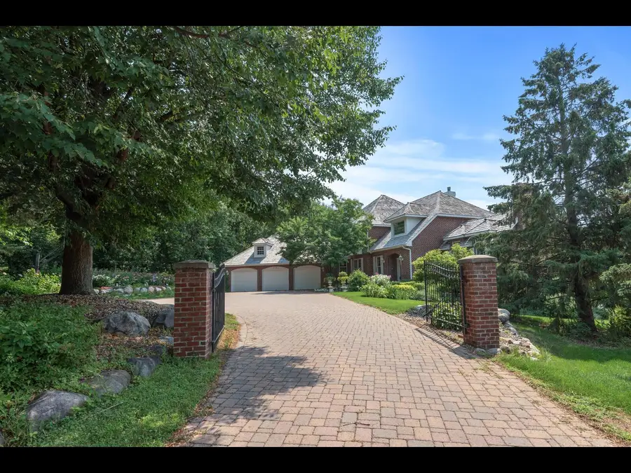 7180 Kenmare Drive, Bloomington, MN 55438 - #3